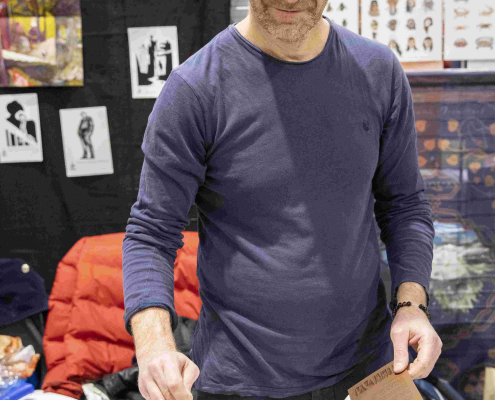 Olivier Bramenti au stand des éditions de La cerise